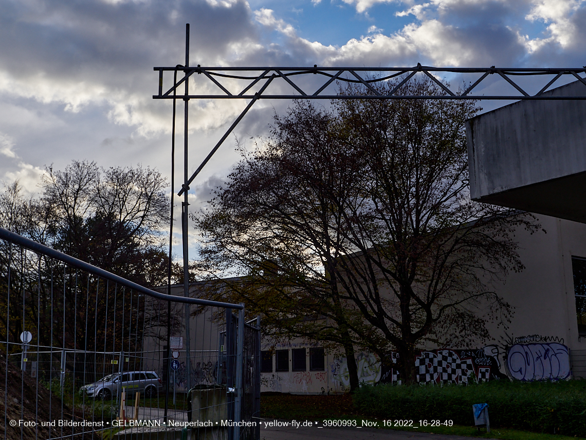 16.11.2022 - Baustelle an der Quiddestraße Haus für Kinder in Neuperlach